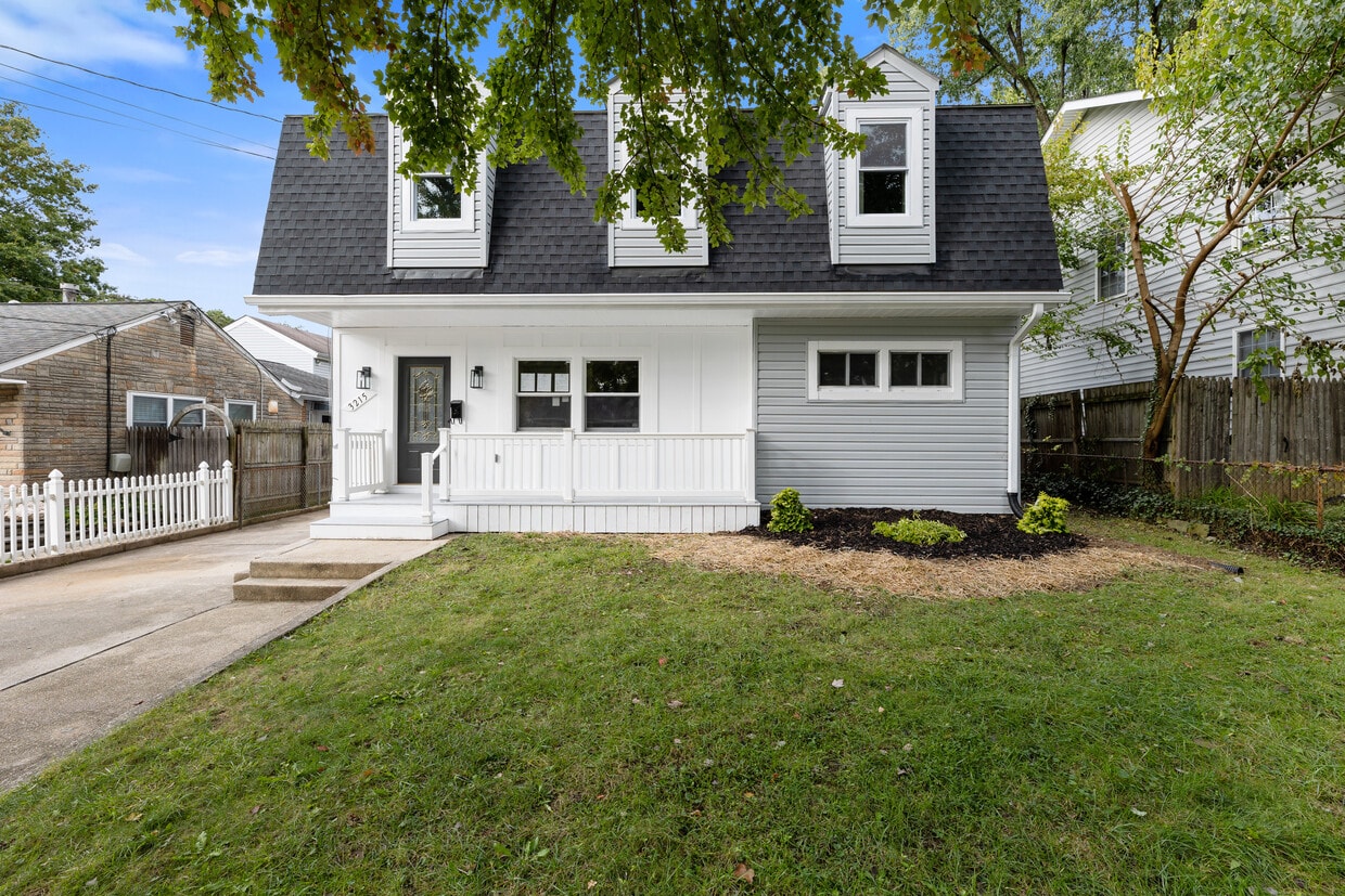 3215 Edgewood Rd, Kensington, MD 20895 House for Rent in Kensington
