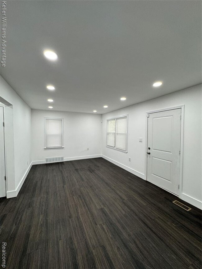 Foto del edificio - 8841 Auburn St