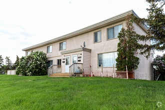 Building Photo - Athlone Park Townhomes