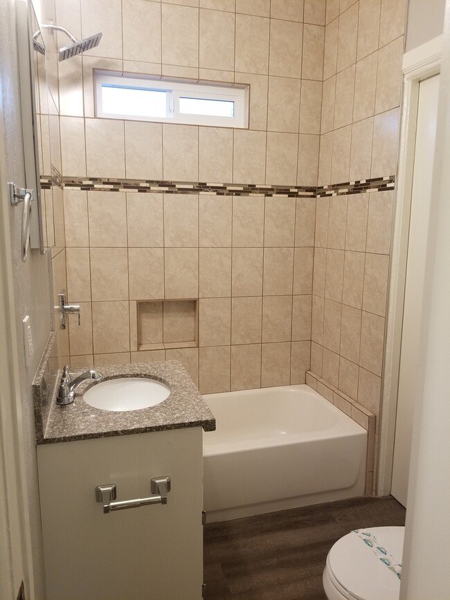 Foto del edificio - 1 Bed/1 Bath  $1,750****Move In 5/15/25!!