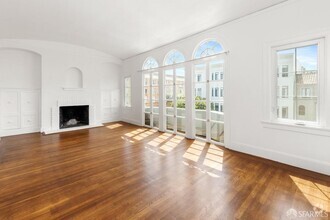 Building Photo - 3514 Divisadero St