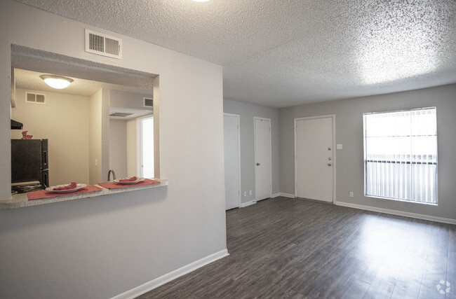 1Bd/1Bath - Woodview