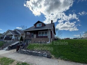 Building Photo - 307 N E St