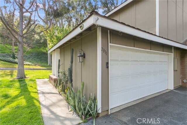Building Photo - 2811 Sierra Canyon Way