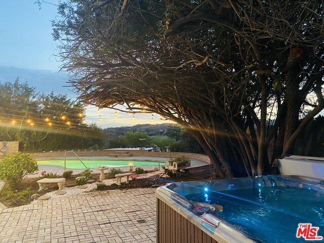 Building Photo - 24300 Shrewsbury Cir