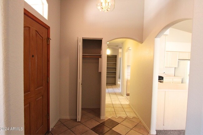 Foto del edificio - 1646 E Melissa St