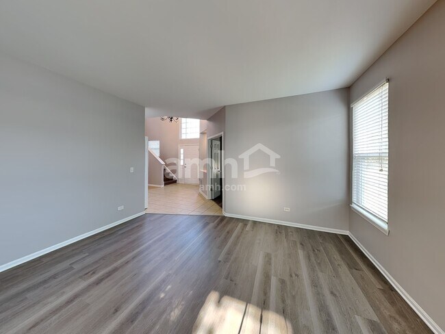 Building Photo - 11703 Heritage Meadows Dr