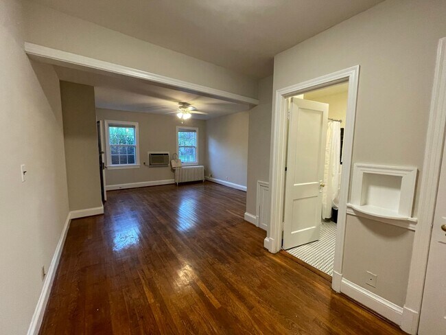 Building Photo - 2229 40th Place NW