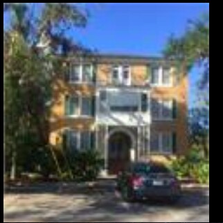 Primary Photo - 124 Live Oak Ave