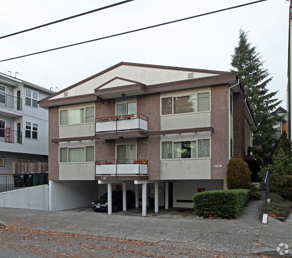 Building Photo - 412 N 45th St