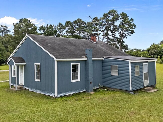 Foto del edificio - 346 Selah Church Rd