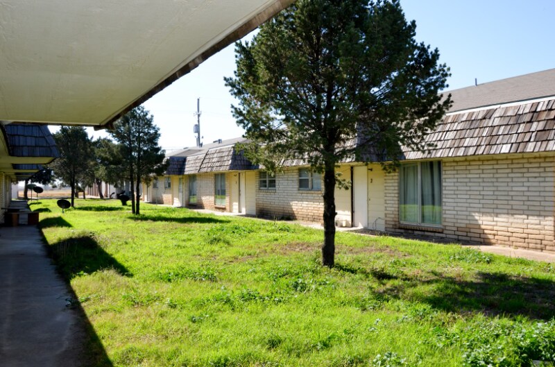 1801 E 1st St, Dumas, TX 79029 House for Rent in Dumas, TX