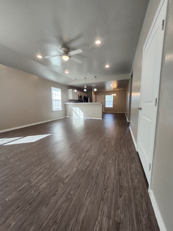 Building Photo - 1533 Doling Ln