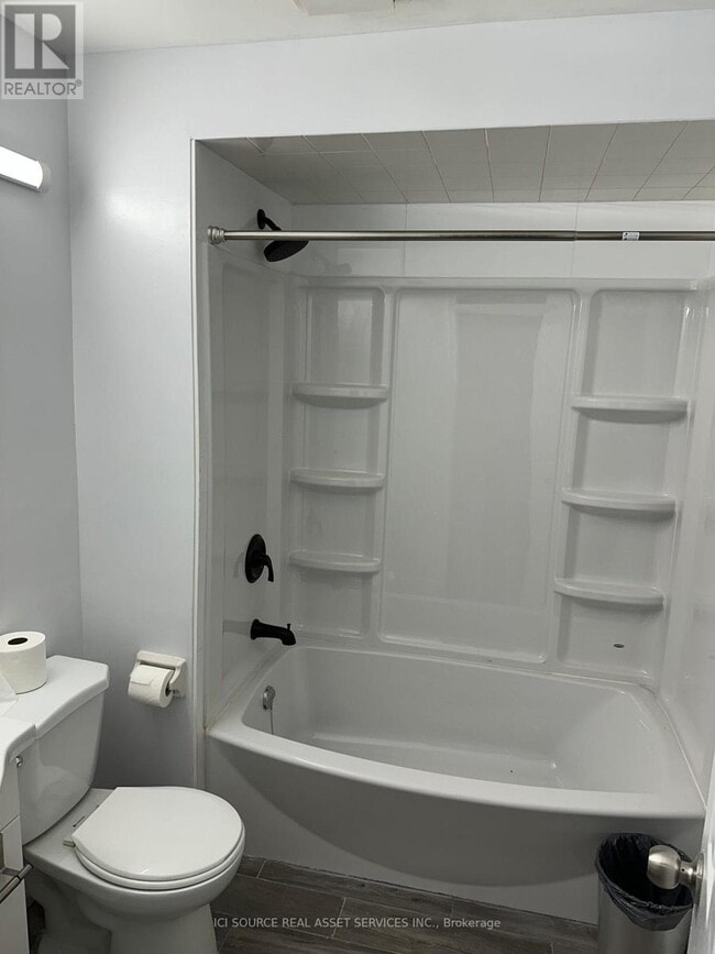 Building Photo - 155 Highland Crescent