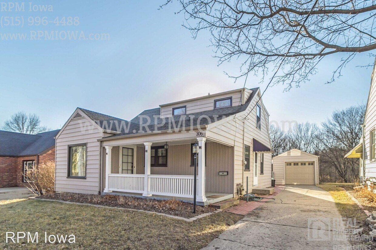 4 br, 2 bath House 306 31st Street House for Rent in Des Moines, IA