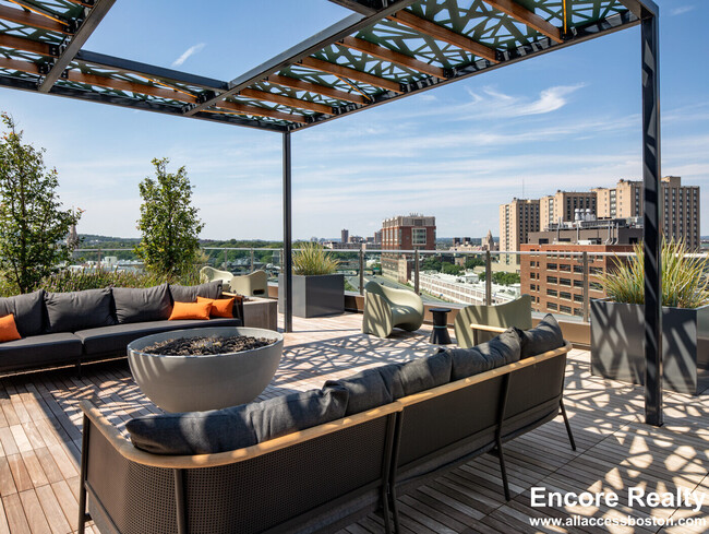 Foto del edificio - 771 Beacon St St