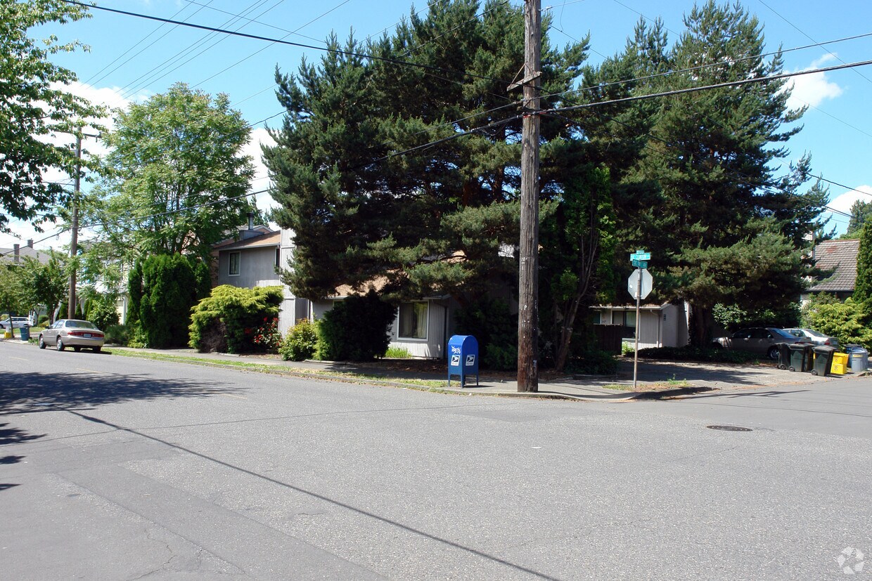 Foto del edificio - 1721 SE Clinton St