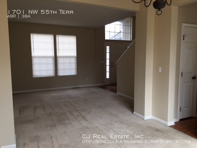 Building Photo - 1701 NW 55th Terrace