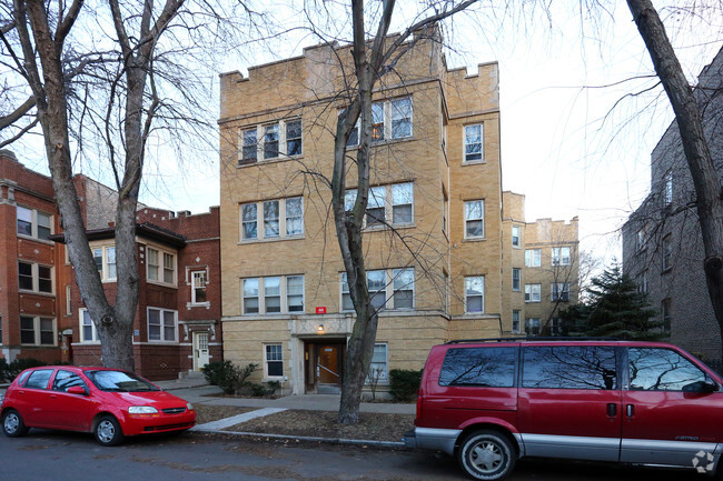 Building Photo - Rogers Park