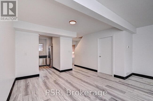 Building Photo - 532 Sunnydale Pl