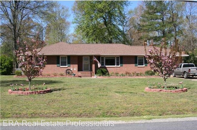 Foto del edificio - 3 br, 2 bath House - 113 Rural Retreat Road