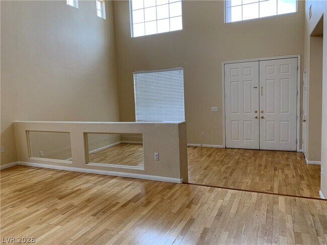 Foto del edificio - 294 Powerbilt Ave