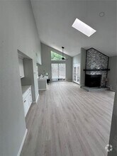 Building Photo - 7522 Holly Hill Dr