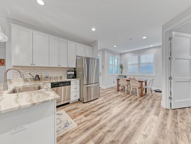 Building Photo - 132 Shelter Cove Dr