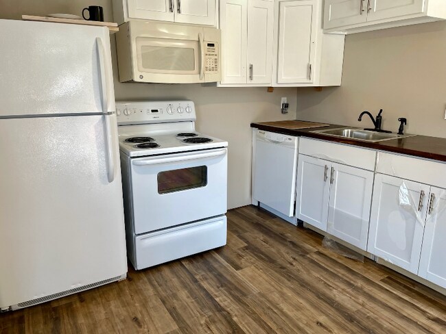 Foto del edificio - 209 Willow Ln