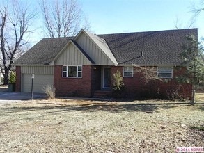 Building Photo - 7827 Marilyn Ln