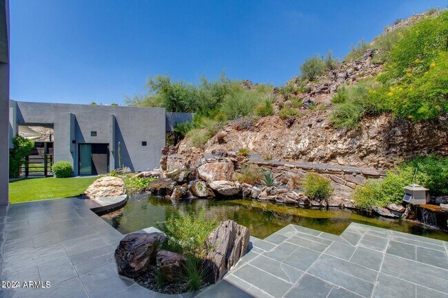 Foto del edificio - 4228 N Highlands Dr