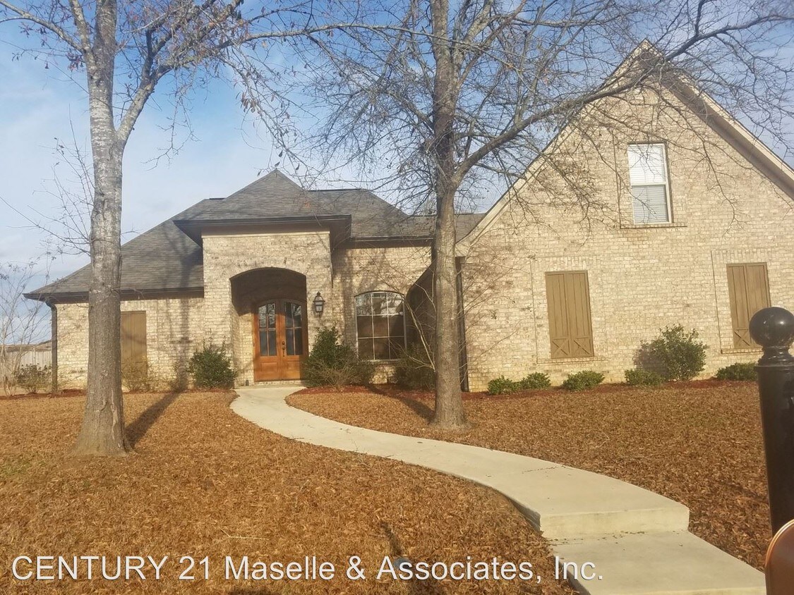 Primary Photo - 4 br, 3 bath House - 206 Copper Creek