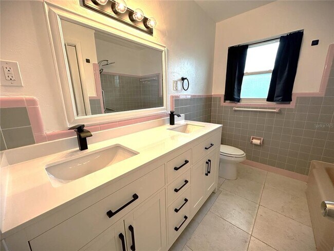 Foto del edificio - 2275 Hawthorne St