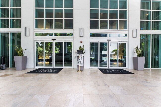 Foto del edificio - 951 Brickell Ave