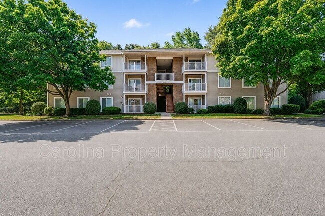 Foto del edificio - 9535 University Terrace Dr