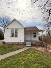 Building Photo - 408 E 41st St