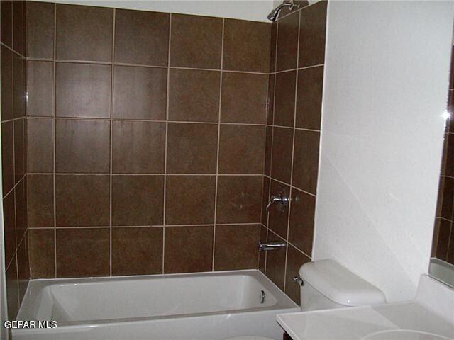 Foto del edificio - 3709 Loma Brisa Dr