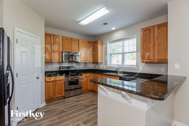 Building Photo - 1903 Sugarbush Dr