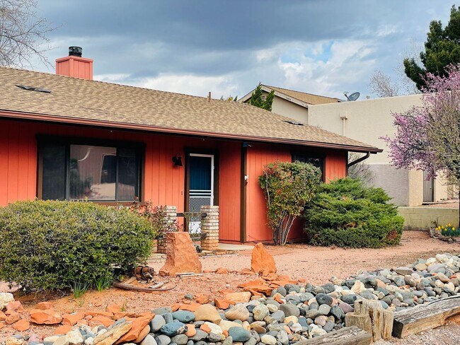 Foto del edificio - VILLAGE OF OAK CREEK
