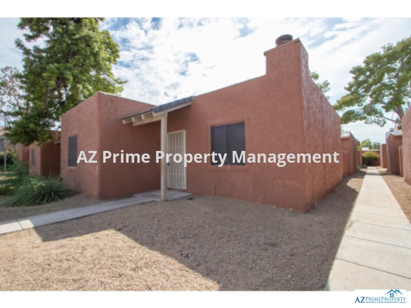 Primary Photo - 15601 N 27th St