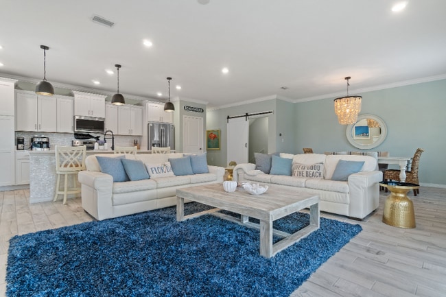 Building Photo - 6609 Carlinga Dr