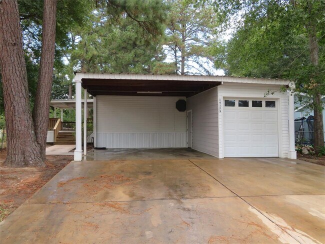 Building Photo - 14179 Shadow Bay Dr