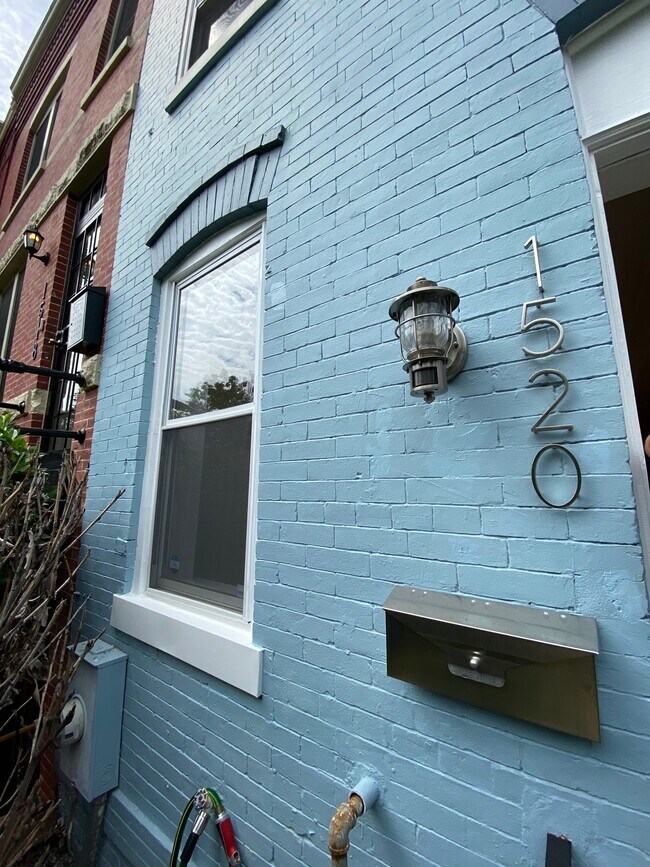 Foto del edificio - 1520 New Jersey Ave NW