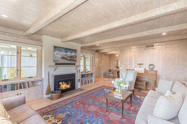 Building Photo - 2 br, 2 bath House - 3899 On A Lark