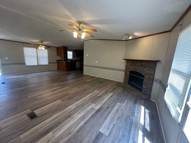 Foto del edificio - 16521 Timberwood
