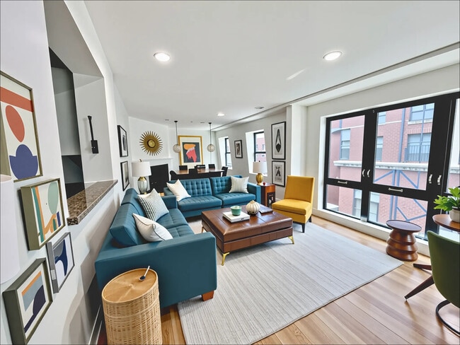 Foto del edificio - 1661-1663 Washington St. Unit 303