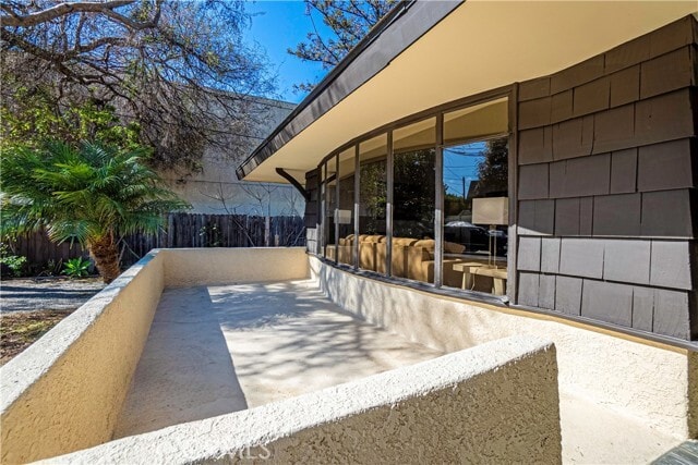 Building Photo - 2475 W 253rd St