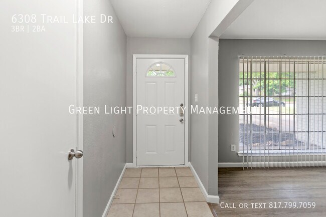 Building Photo - 6308 Trail Lake Dr