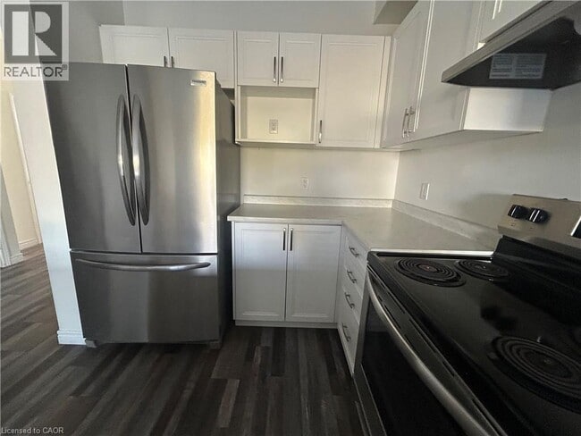 Building Photo - 221 Grandville Cir