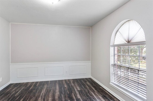 Building Photo - 7711 Fountaingrove Ln